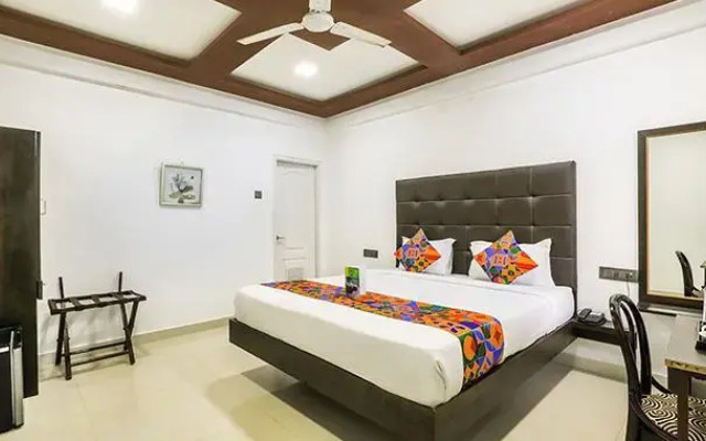 Fabhotel Moon Roof Resort