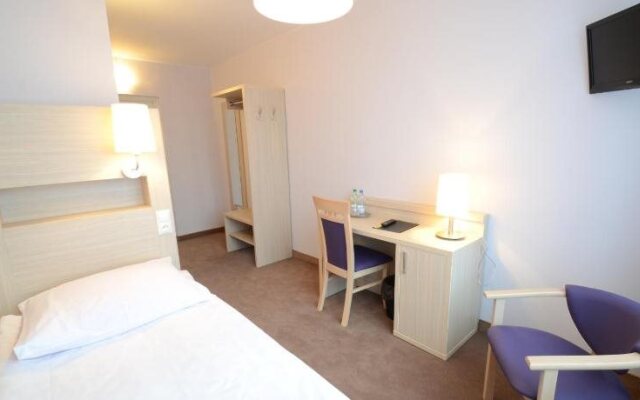 Hotel PZMot