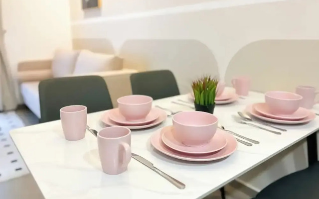 Mossaz by Manhattan Group