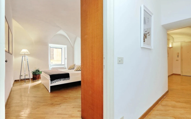 Clementina Charme - My Extra Home