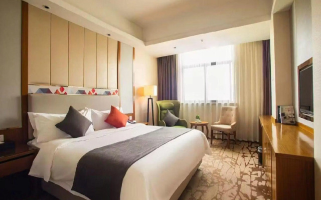 Borrman Hotel(Shanghai Hongqiao Railway Station National Exhibition Center Shop)