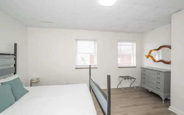 The Grand Elm Suite 1 Sleeps 4