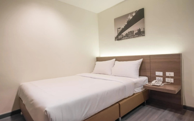 Sovereign Group Hotel
