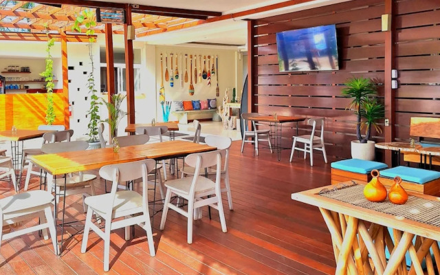 Taj Maza Sunset Villas