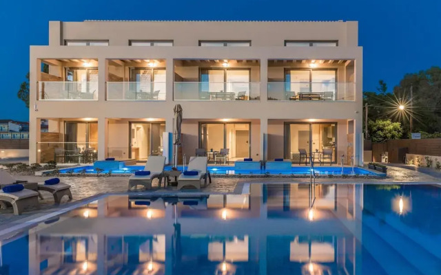 Mystique Luxury Suites & Maisonettes