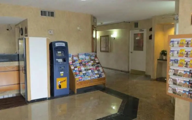 Mississauga Inn & Suites