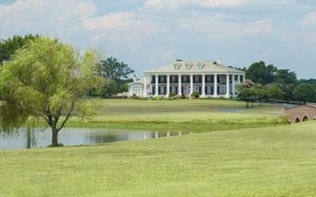 The Mansion at Red Hill