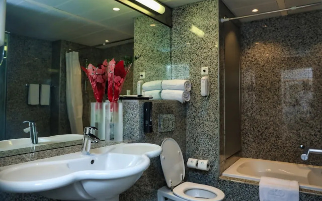 Eko Hotel Suites