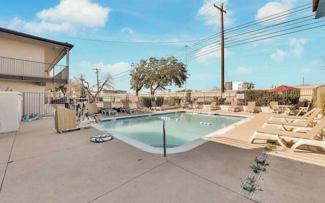 Motel 6 Austin, TX - Airport - South