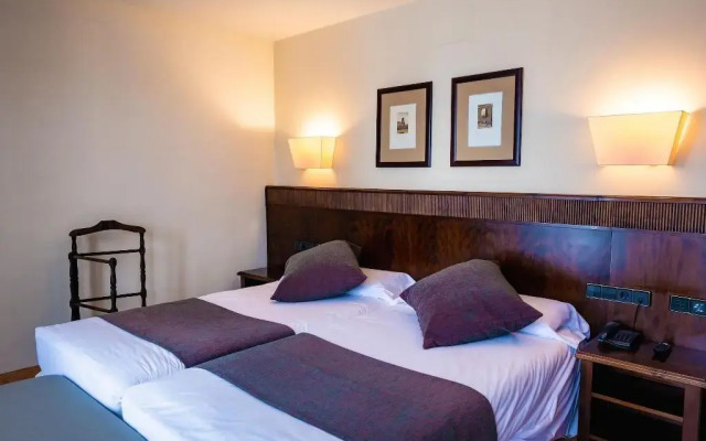 Hotel Valle De Izas