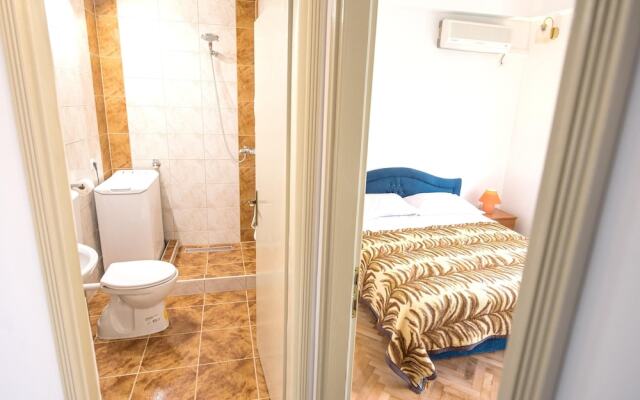 Apartment With one Bedroom in Kaštel Novi, With Shared Pool, Enclosed Garden and Wifi