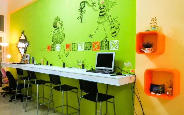 Colorful Taiwan Hostel