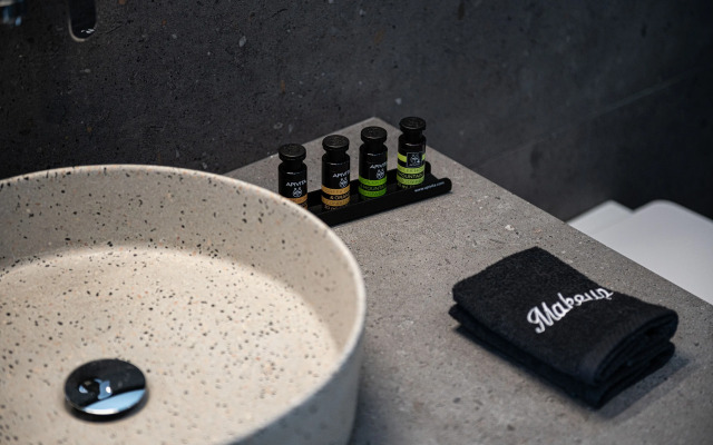 Saint George Cave House