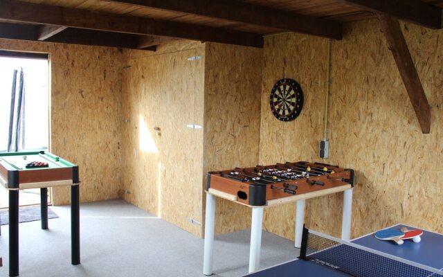 Splendid Holiday Home With Jetty, Waterfront Terrace, Garden