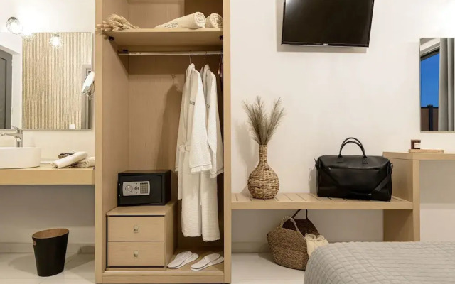 White Canvas Boutique Studios