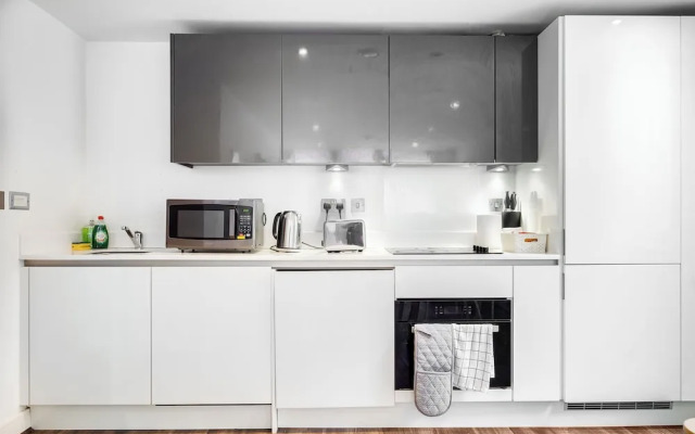 Cosy Birmingham Apartment - Madison House