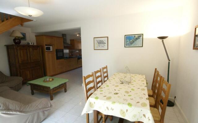 Comfortable holiday home in Brittany near the sea