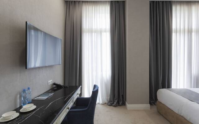 Lifferent Hotel  Spa