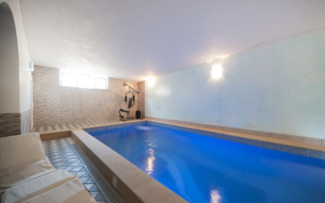 Aparthotel eM Ka