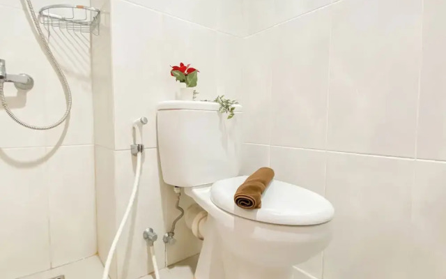 Cream Tone Studio At Evenciio Margonda Apartment