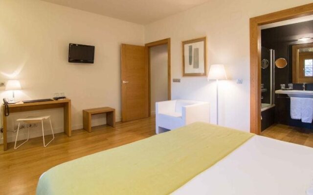 Hotel Rural Torre de Uriz