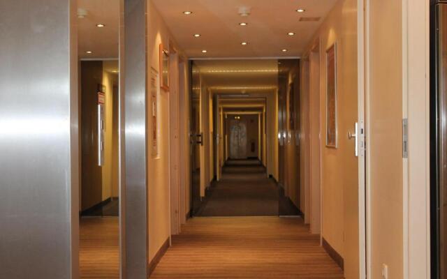 Enjoy Hotel am Studio