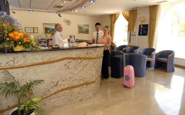 Hotel Komodor