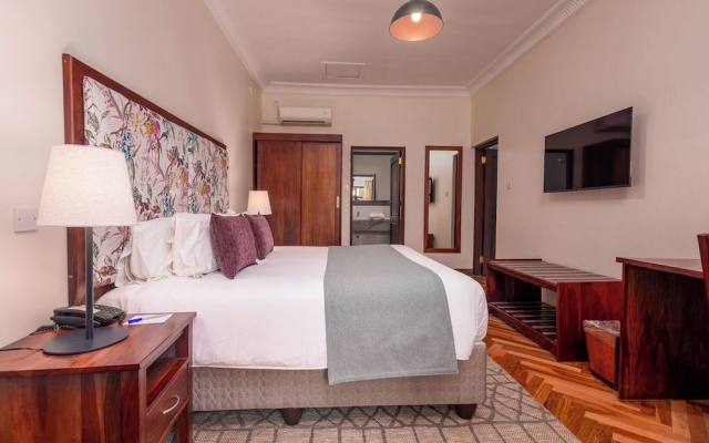 Bronte Hotel