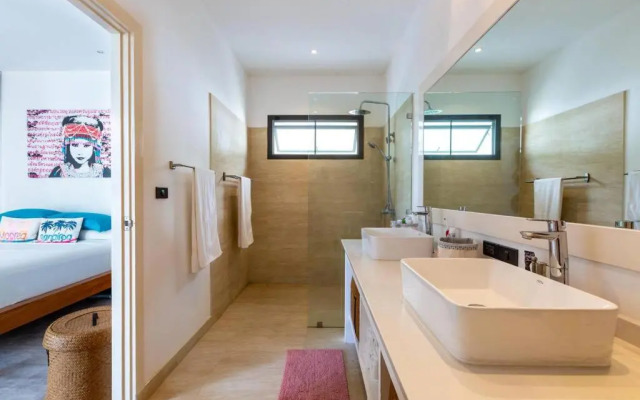 Lady Blue Villa 3 Bedrooms 500M From The Beach