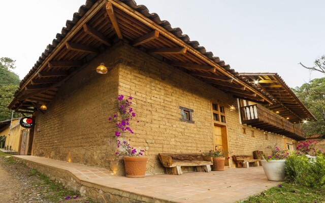 Capital O Cabañas El Rincón