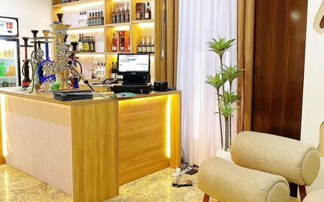UrbanEdge Hotel