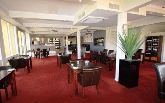 Comfort Inn Deakin Palms