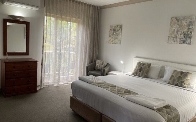 Oasis Inn Ulladulla - Guest 18 Years and Older