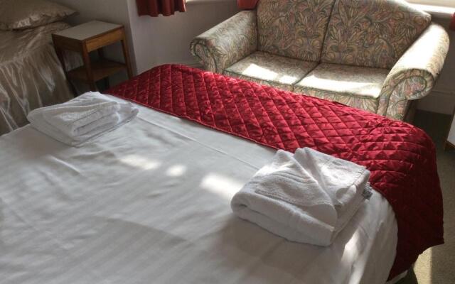 Ash Hotel