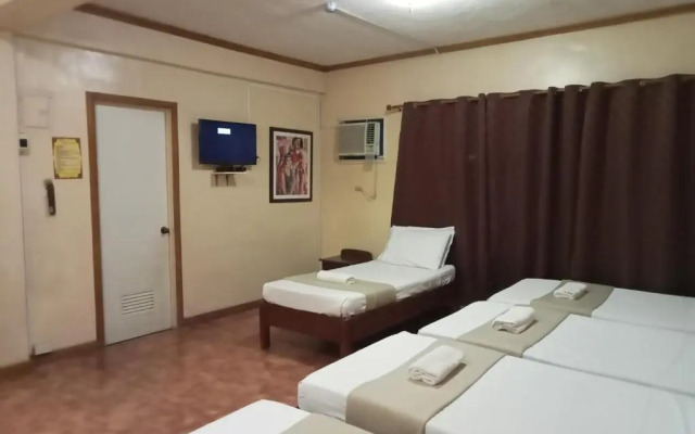 RedDoorz at Casa Marabella Villamonte Bacolod City