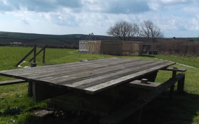 Condor Yurt - Glamping