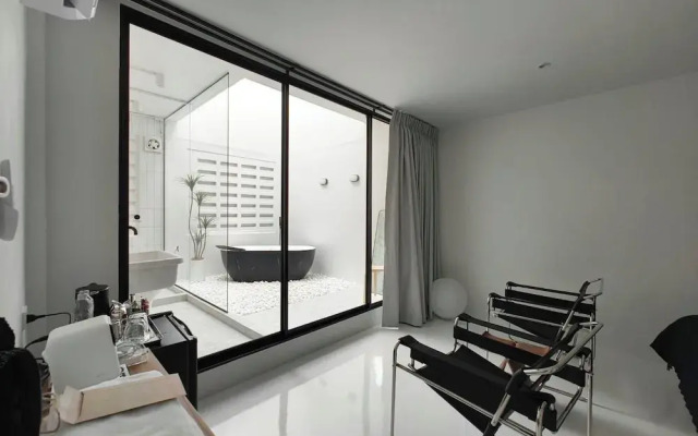 Dear Sunday Hometel Bangkok