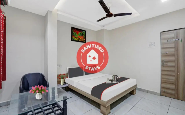 Oyo 37770 Hotel Parishram