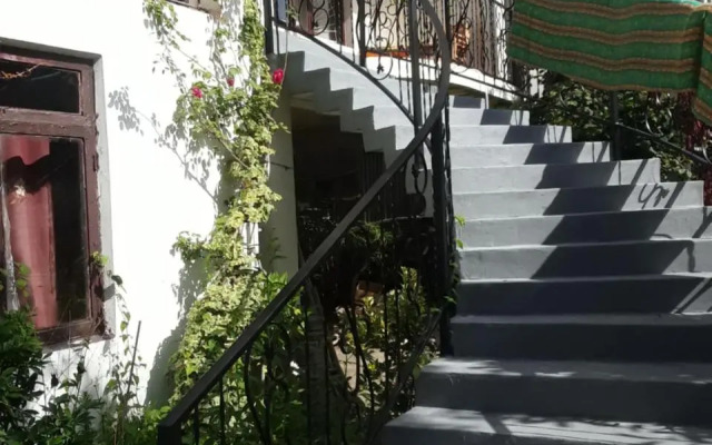 Family Guest House