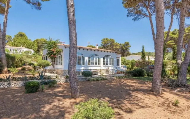 Menorca Chalet Rustic Sunny Retreat by the Sea