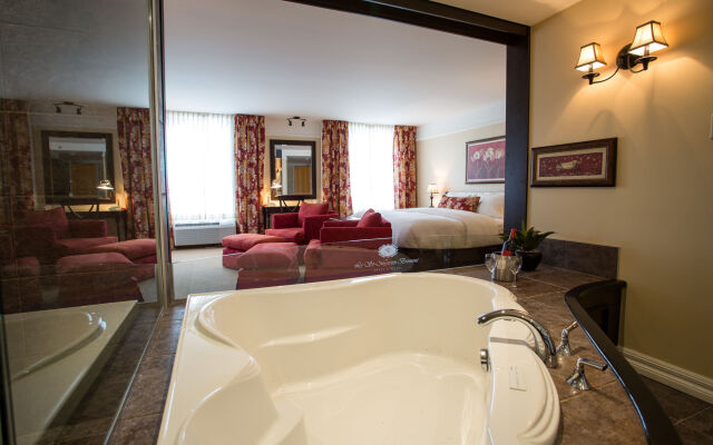 Hotel Vallea Bromont, Tapestry Collection by Hilton