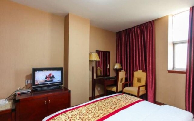 Taizhou Huadong Hotel