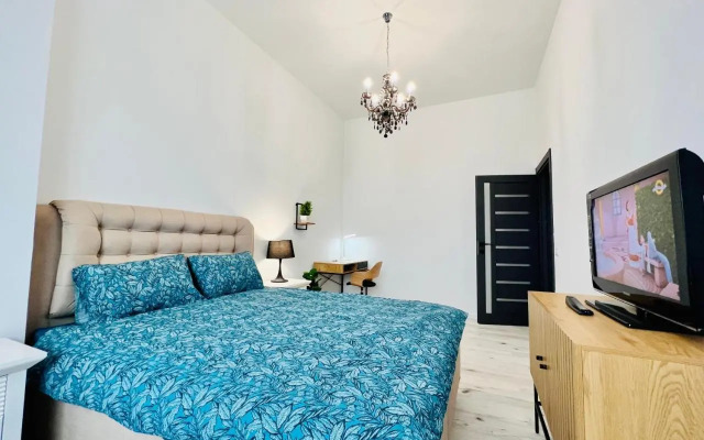 Altheda Living Topaz 29c-14