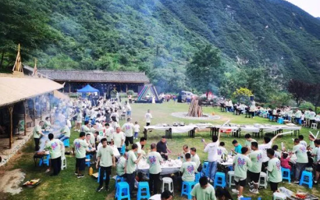 Nature Yaoquan Mountain Residence – People – Ngawa