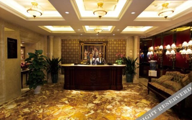 Versailles Hotel