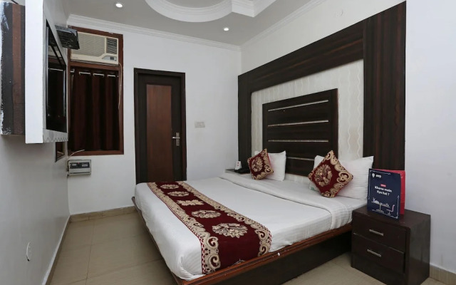 OYO 9042 Hotel Jai Balaji