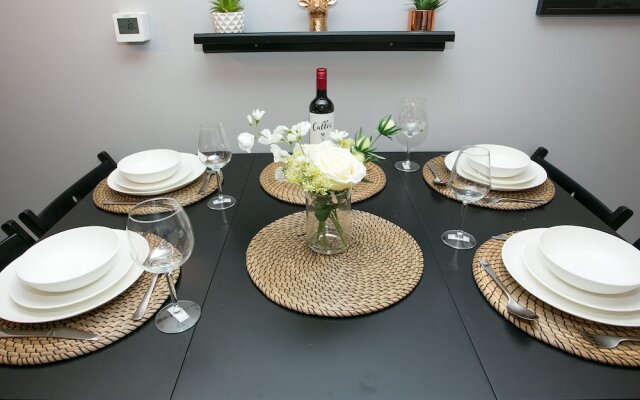 Malone Place Apartment