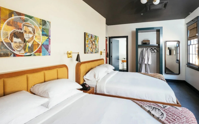 Dew Drop Inn