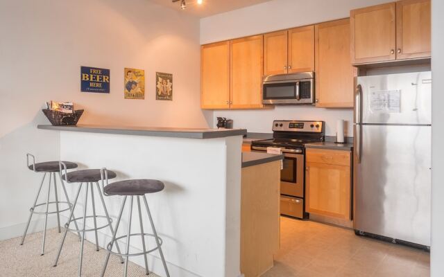 Spacious Townhome Apartments