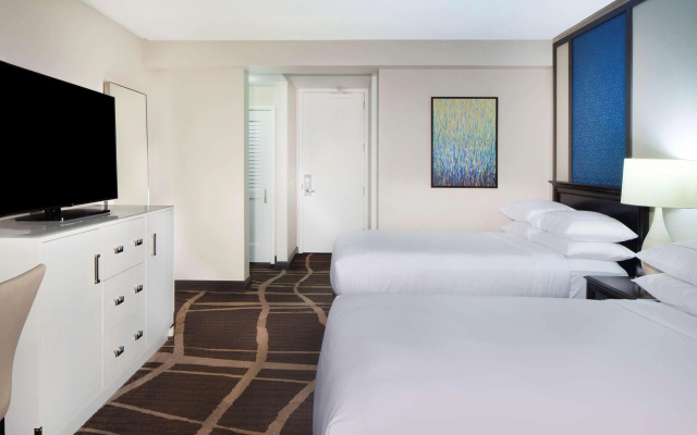 Hilton St. Petersburg Bayfront